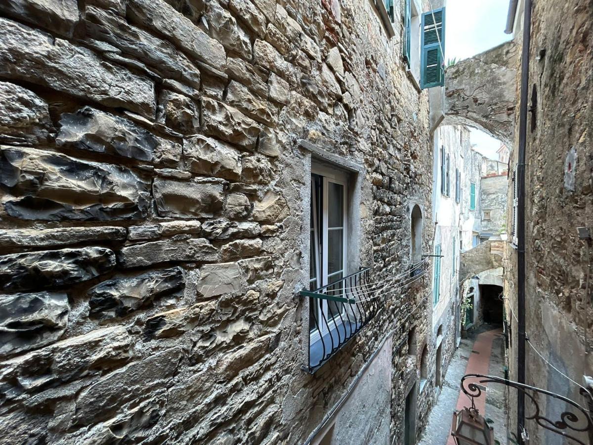 La Finestra Sul Borgo Bed and Breakfast Cervo Exteriör bild